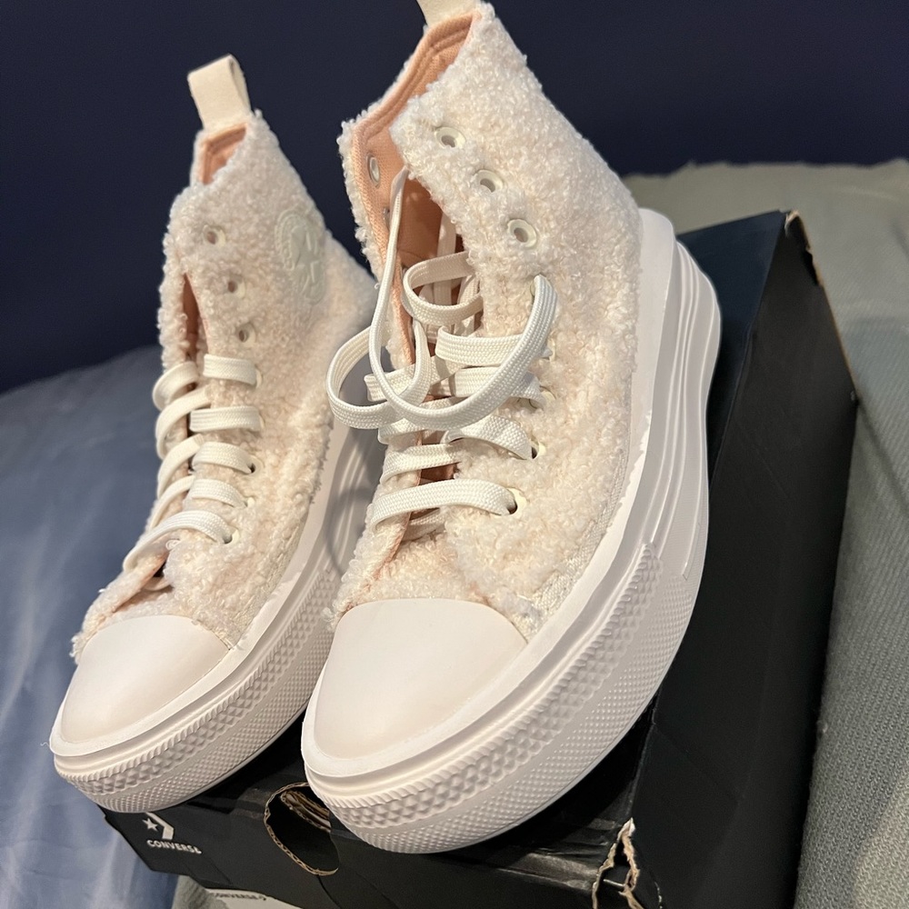 Sherpa converse